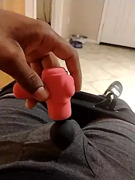 m8je online show from 11.14.25