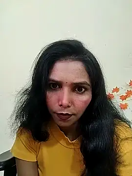 Snapshot of Brown__girl chatting on 11.03.25 Brown girl online show from 11.03.25