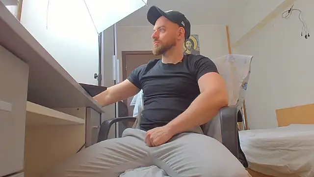 Ryanstone  online show from 04.01.26