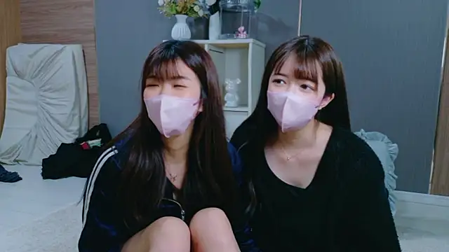 oto-X-cup online show from 11.09.25