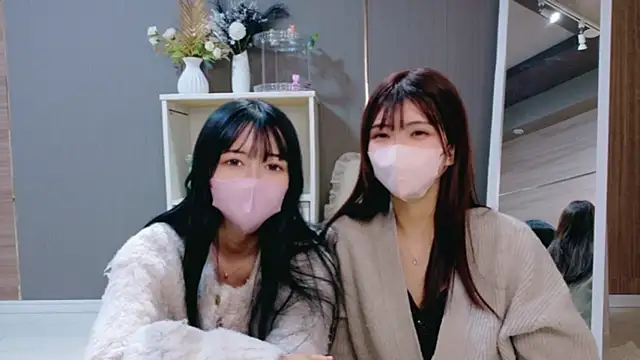 oto-X-cup online show from 12.20.25