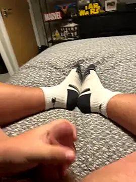 Snapshot of ChubbyBrit chatting on 11.04.25 ChubbyBrit online show from 11.04.25