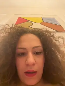 claraaa077 online show from 11.19.25