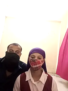 Snapshot of DESI_KATTA_09 chatting on 11.04.25 DESI KATTA 09 online show from 11.04.25