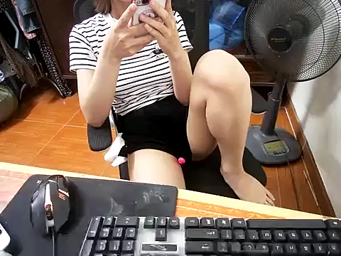 ---Lusi03--- online show from 04.16.26