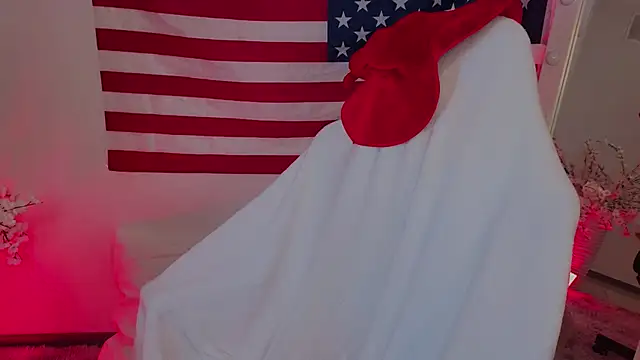 WICKEDEMBER online show from 03.07.26