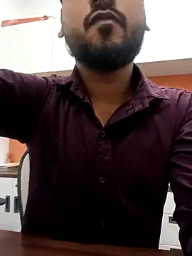 Snapshot of naughtyboyjii chatting on 11.03.25 naughtyboyjii online show from 11.03.25