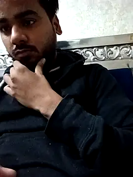 naughtyboyjii online show from 11.13.25