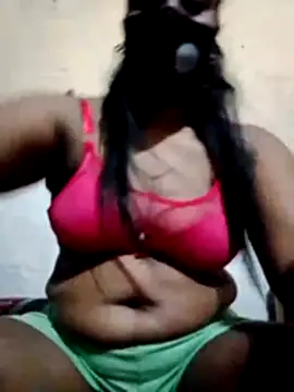 Snapshot of priya_121 chatting on 11.04.25 priya 121 online show from 11.04.25