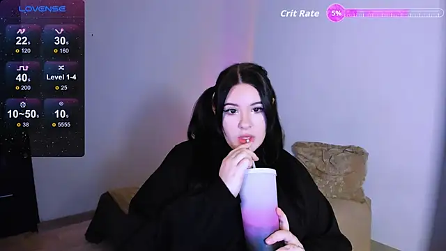 Snapshot of HitoMi2 chatting on 11.07.25 HitoMi2 online show from 11.07.25