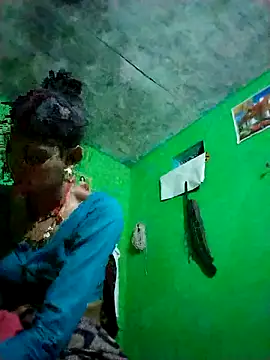 Jooli cuty online show from 06.03.26