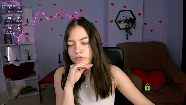 Snapshot of baby_hotte chatting on 02.27.26 baby hotte online show from 02.27.26