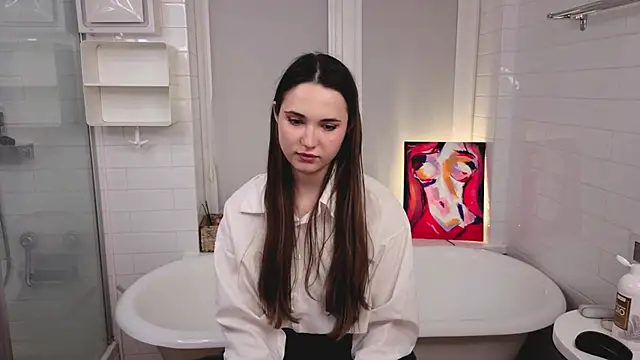 LeenaPuita online show from 12.13.25