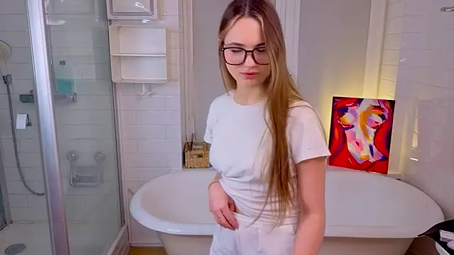 LeenaPuita online show from 01.14.26