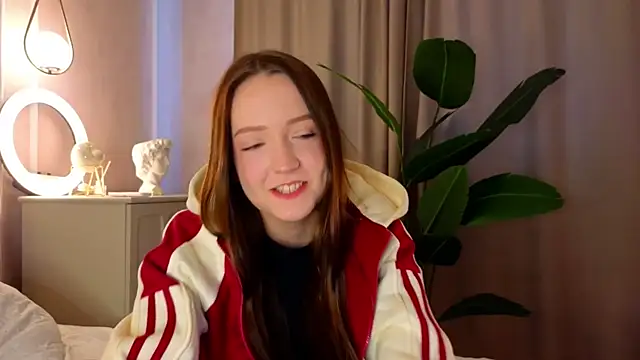 Snapshot of FrancesMason chatting on 03.01.26 FrancesMason online show from 03.01.26