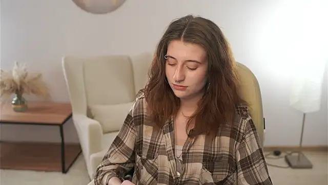 EmmalineNasir online show from 11.06.25