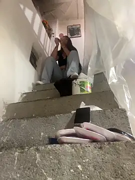 Snapshot of santicastroles chatting on 11.05.25 santicastroles online show from 11.05.25