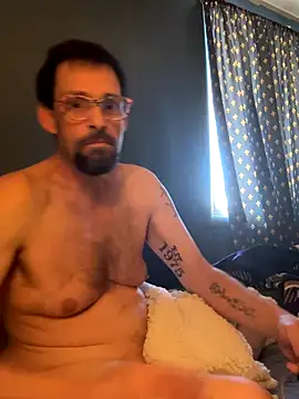 biggdaddyandqueenn online show from 12.16.25