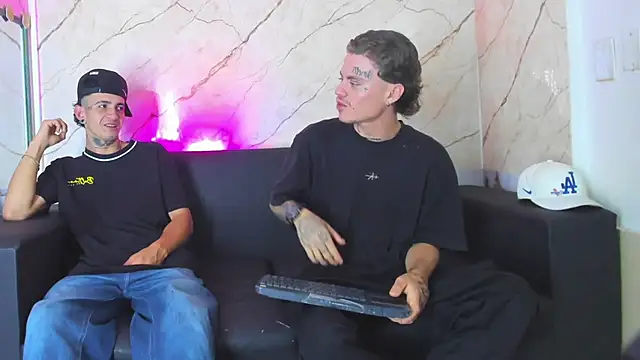 Snapshot of Kevinperlas chatting on 11.08.25 Kevinperlas online show from 11.08.25