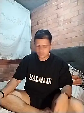 Snapshot of halibisex chatting on 11.18.25 halibisex online show from 11.18.25