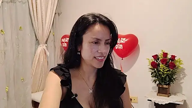 Snapshot of Bella_Exhibition chatting on 02.13.26 Bella Exhibition online show from 02.13.26