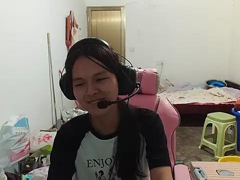 RebelAura online show from 11.10.25