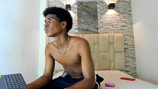 XAVI LEE online show from 11.24.25