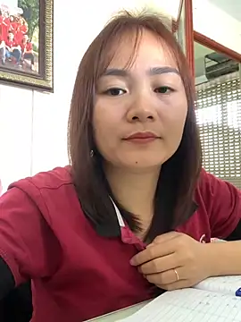 Snapshot of Bana-gibee chatting on 11.12.25 Bana-gibee online show from 11.12.25