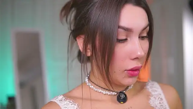 KarinaKokhana online show from 12.21.25