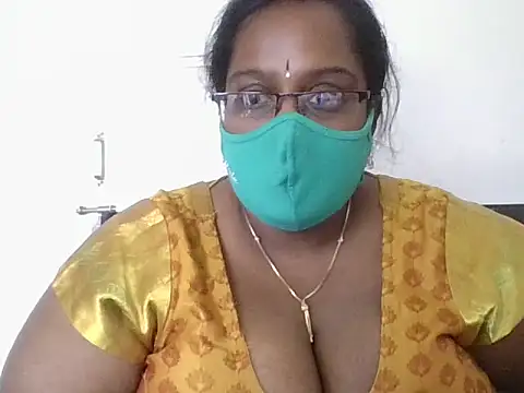 hootypriya online show from 11.15.25