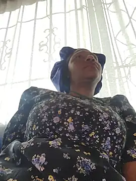 Mommy Sienna online show from 05.14.26