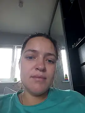 LinaGlow  online show from 11.12.25