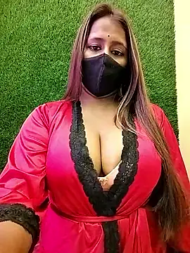 LoveLy-Soneya online show from 03.04.26