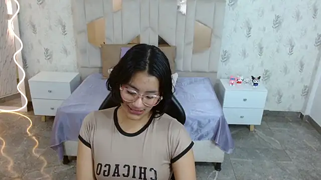 PEACHY TAY online show from 01.14.26