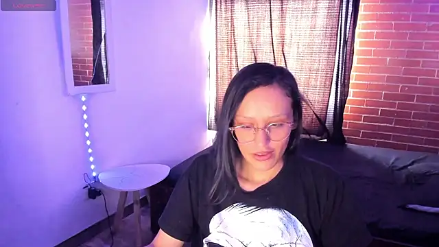 Samantha Devil online show from 12.05.25