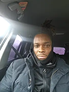 Snapshot of sweet_juicem chatting on 11.19.25 sweet juicem online show from 11.19.25