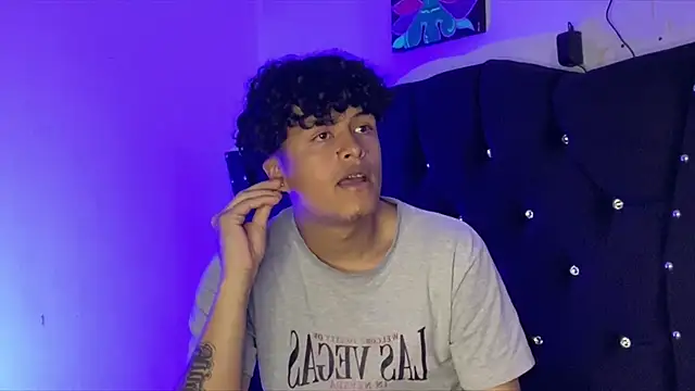 CyrusAndGrase online show from 01.10.26