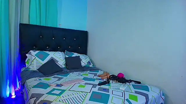 Snapshot of Lulu_swarts chatting on 02.10.26 Lulu swarts online show from 02.10.26