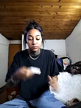 lyam ebony  online show from 01.11.26