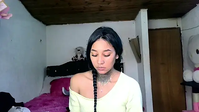 lyam ebony  online show from 05.01.26