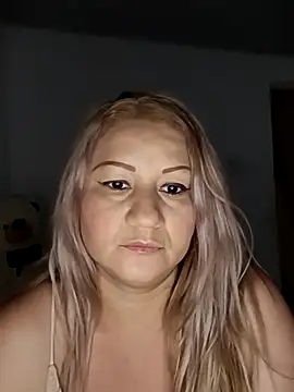 Karoline milf hot online show from 11.11.25