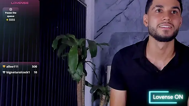 Snapshot of Bry_Dalton chatting on 11.08.25 Bry Dalton online show from 11.08.25