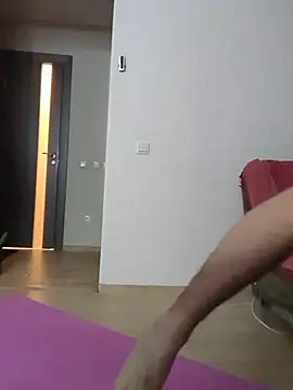 lucky swimmer online show from 11.28.25