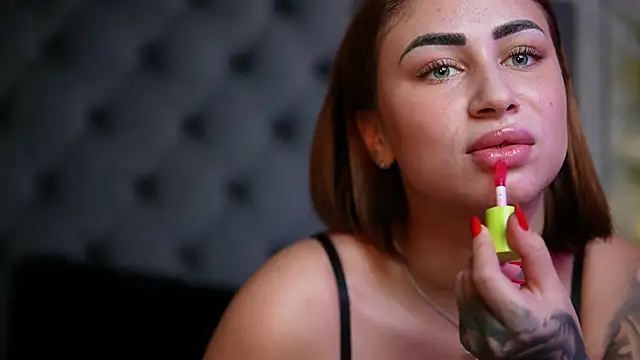 AmeliaJupiter online show from 11.04.25