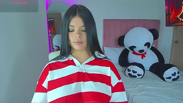 Janettcruz online show from 05.12.26