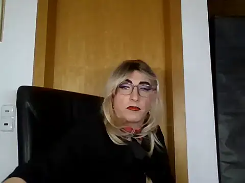 AgnesCross39 online show from 12.16.25