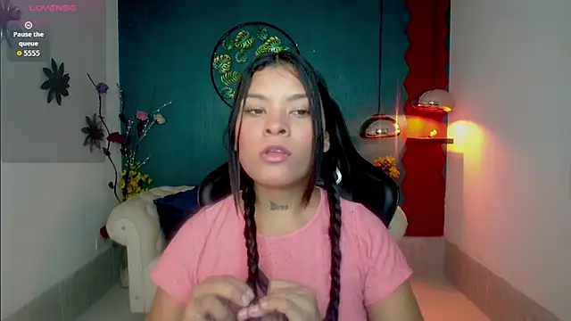 Scandarkmarie online show from 12.13.25