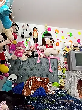 Rousanyel online show from 11.05.25