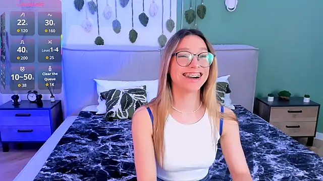 CindyMoriLove online show from 11.28.25