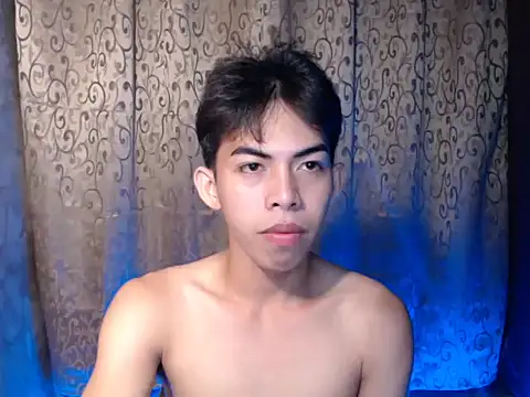 Urhotsilverboy online show from 11.10.25